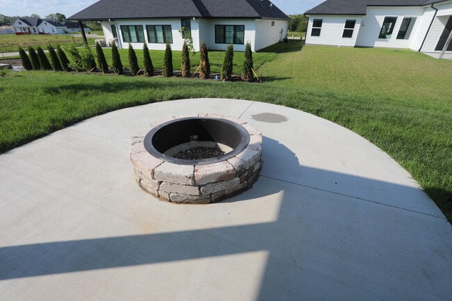 Building Photo - 4605 Chambers Bay Dr