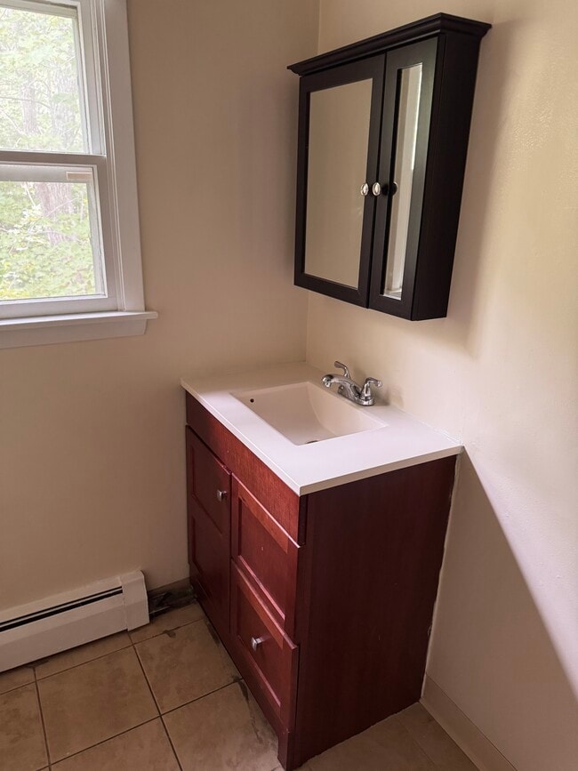 Building Photo - Briarwood 11