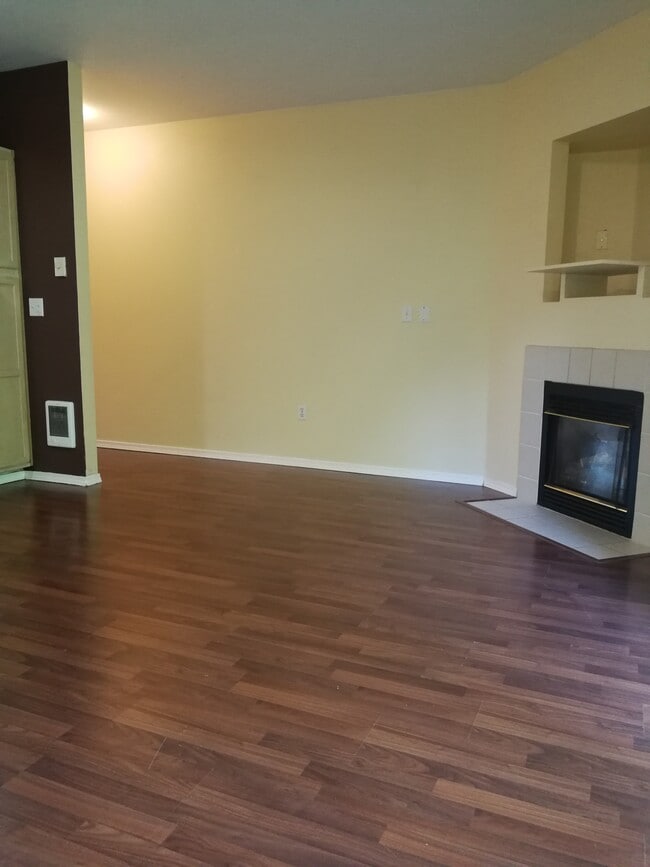Foto del edificio - 31900 104th Avenue Southeast