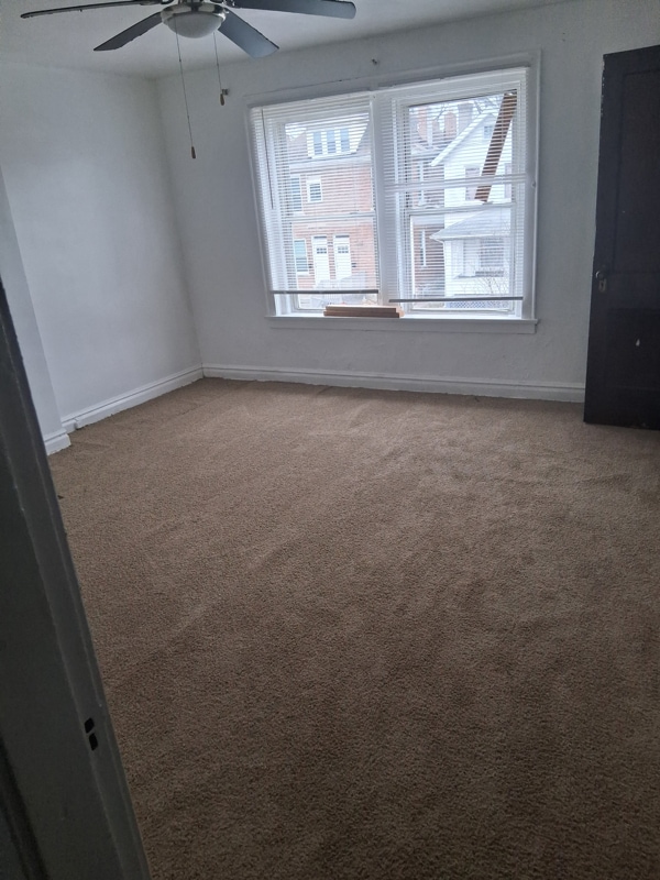 Foto del edificio - 530 Lilley Ave