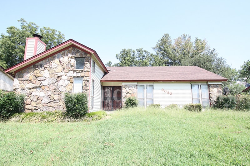 Primary Photo - 6060 Tall Willow Dr