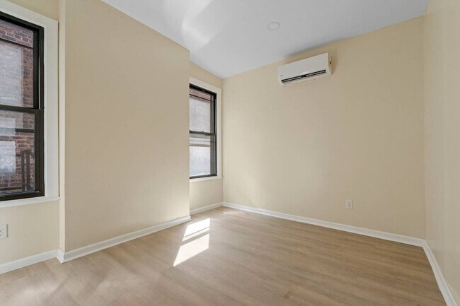 Building Photo - 170 Washington Ave