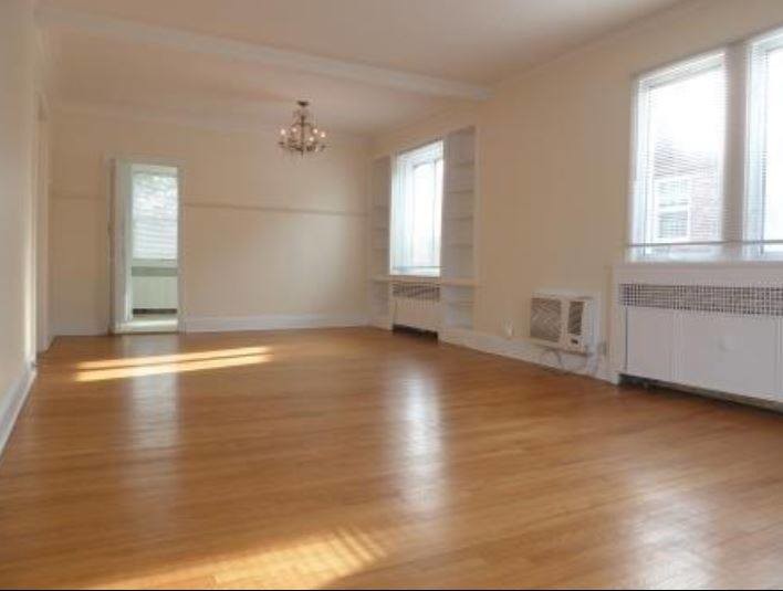 Primary Photo - 35-15 169th St