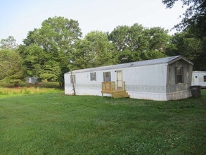 Building Photo - 2400 Skyview Ln