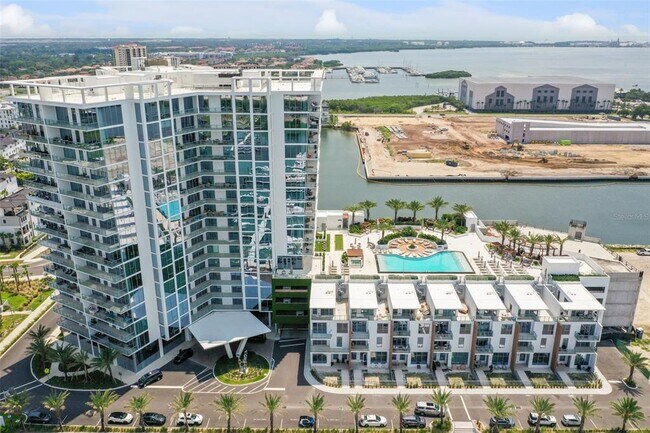 Foto del edificio - 5120 Marina Wy