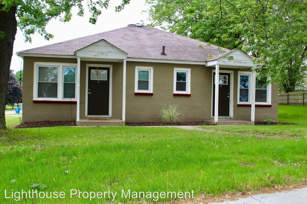 Primary Photo - 2900 Buchanan Ave SW
