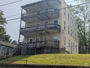Building Photo - 83 Lounsbury Ave
