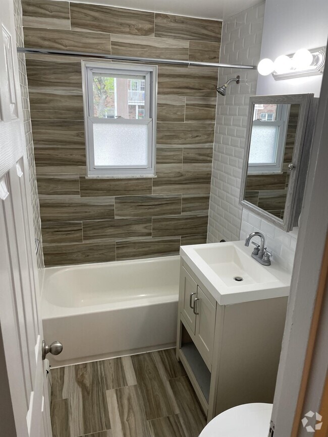 Suburban Village at Brightwaters Apartments under 2,000 Bay Shore