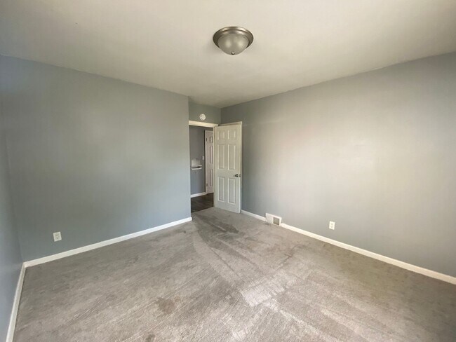 Foto del edificio - 1537 W 14th St