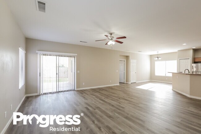 Foto del edificio - 514 W Mountain View Dr