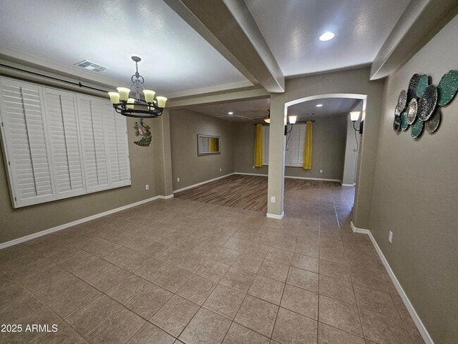 Foto del edificio - 3216 S Cottonwood Dr