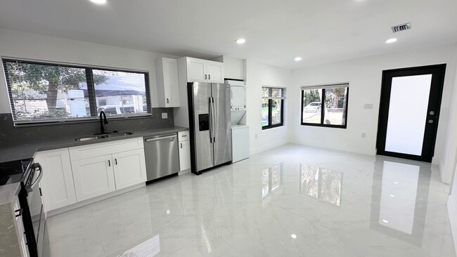 Foto del edificio - 1304 NW 43rd St