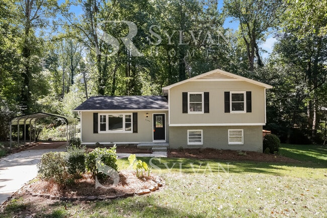 Building Photo - Coming HOME never felt so good!