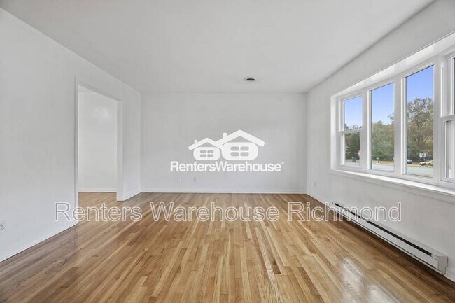 Foto del edificio - 25801 Tanglewood Dr