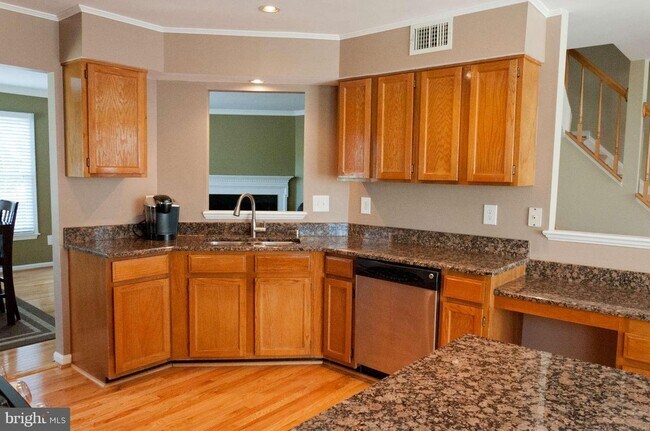 Building Photo - 6588 Morning Meadow Dr