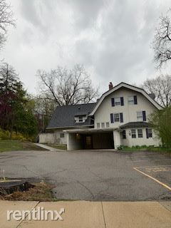 Building Photo - 8 br, 4 bath House - 1705 Washtenaw Ave