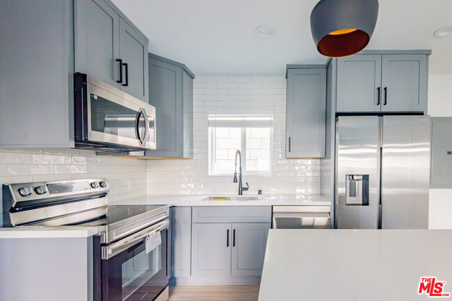 Foto del edificio - 2602 Carnegie Ln