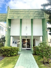 Building Photo - 4821 NW 22nd Ct