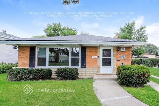 Building Photo - 4532 W 102nd St