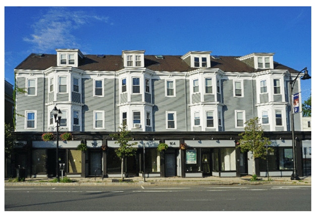 Building Photo - 162 Broadway