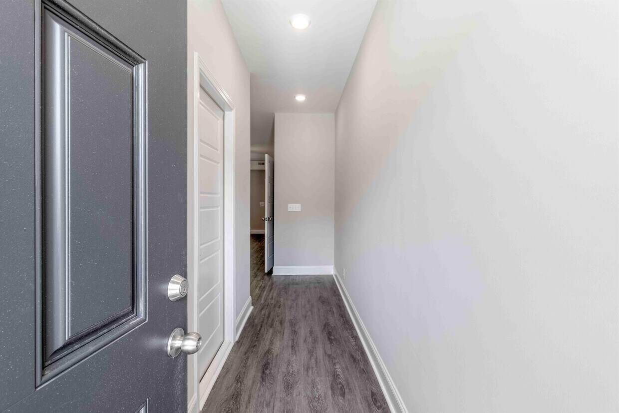 Foto principal - 291 Smithson Ln