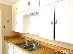 Foto del edificio - 219 Oak Forest Dr