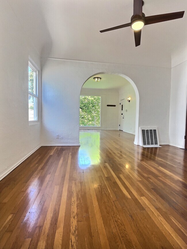 View from kitchen looking at dining room and living room. Nice open floor plan. Very bright with lar - 545 N Vista St