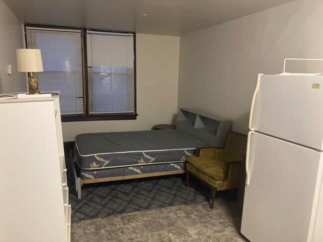 Foto del edificio - 3431 W Kilbourn Ave