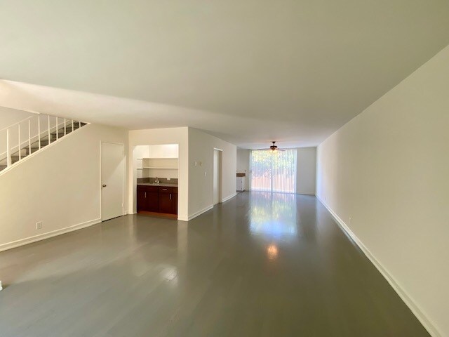 Foto del edificio - 129 Marguerita Ave