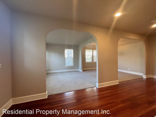Foto del edificio - 4 br, 3 bath House - 4602 NW 126th Place
