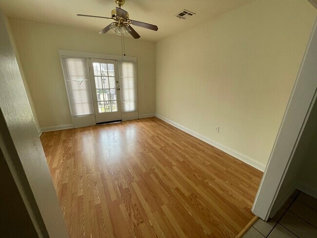 Front Room - 2333 Saint Anthony St