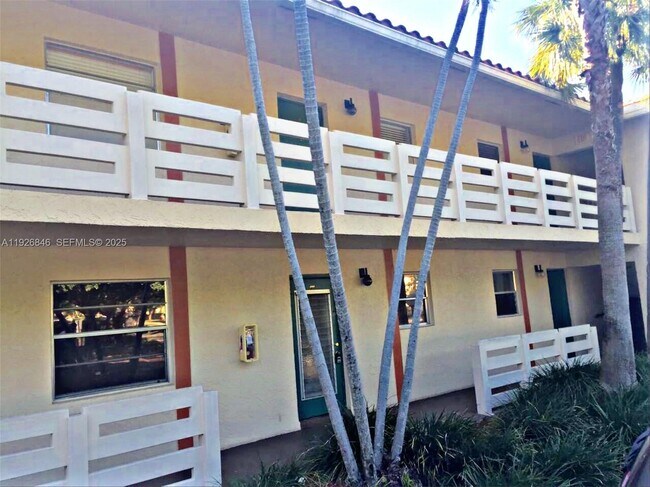 Foto del edificio - 3272 NW 102nd Terrace