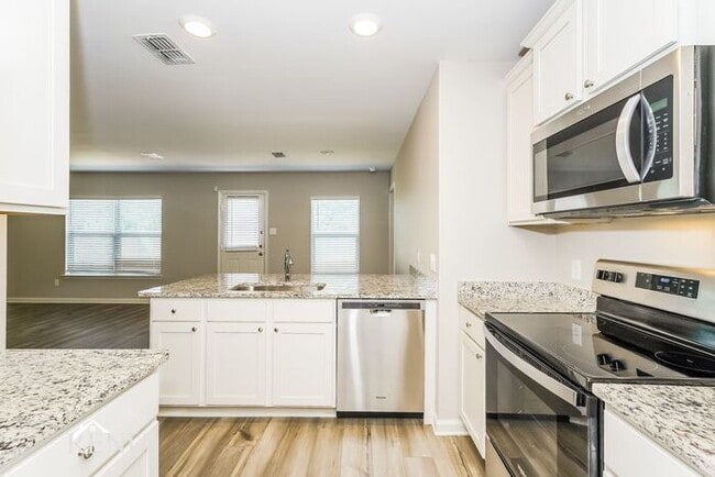 Building Photo - 136 Holster Holw Rd