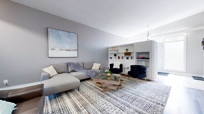 Photo du bâtiment - 101 Combe Ave