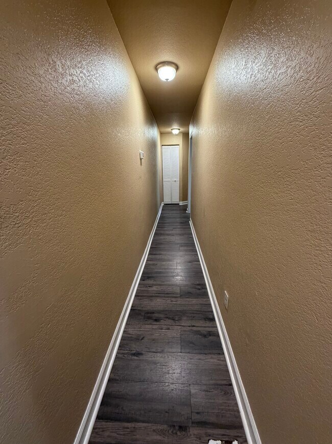 Building Photo - 772 Fremont St