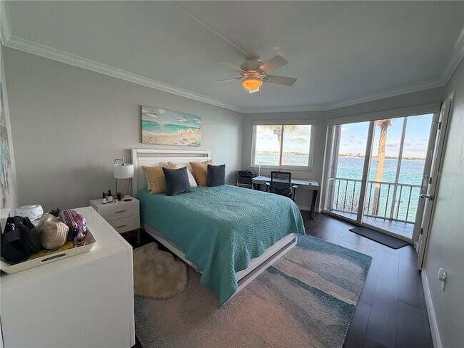 Foto del edificio - 775 John Ringling Blvd