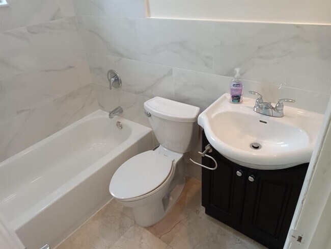 Foto del edificio - 6300 SW 41st Pl