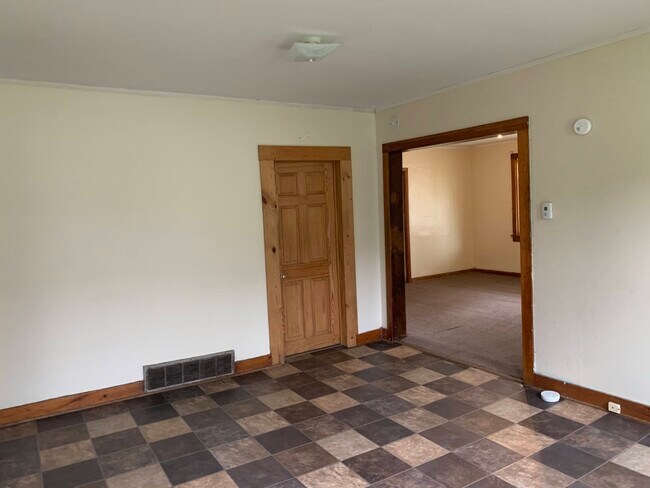 Foto del edificio - 716 Menomonie St