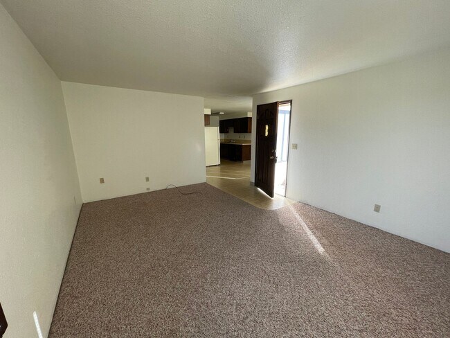 Building Photo - GREP2739