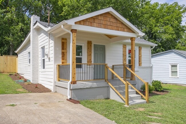 Building Photo - 1202 Jennings St
