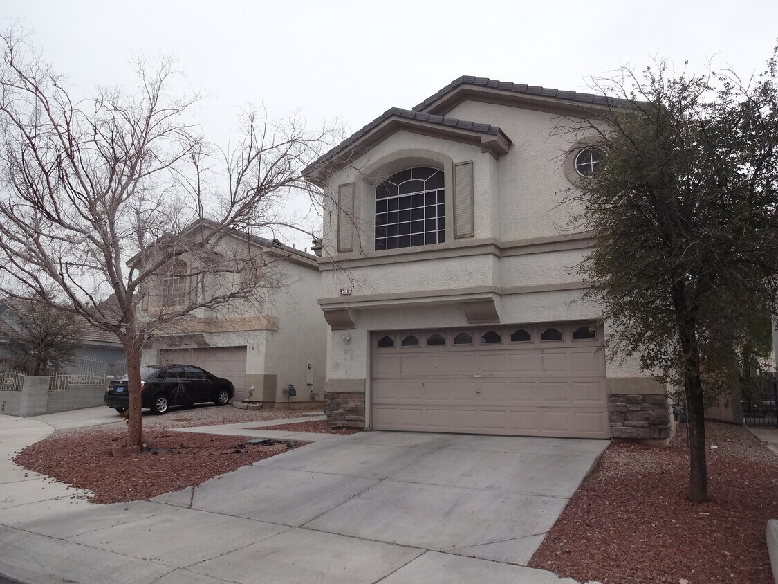 Primary Photo - 9516 Forest Lily Ct