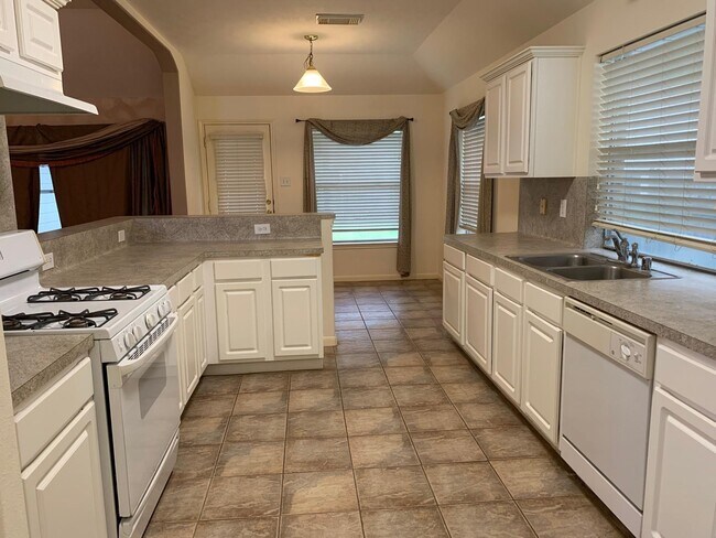 Foto del edificio - 12918 Stratford Mill Ln