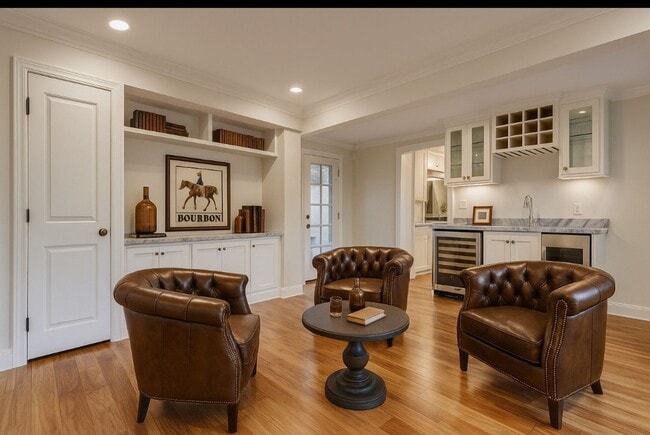 Building Photo - Spacious 5-Bedroom Home with Luxury Finish...