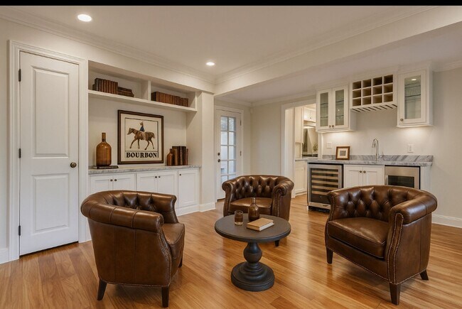 Foto del edificio - Spacious 5-Bedroom Home with Luxury Finish...