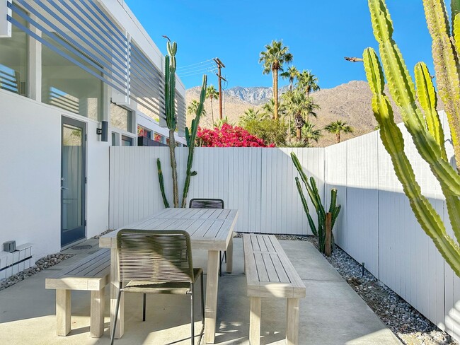 Building Photo - Stunning Midcentury Retreat in Twin Palms ...