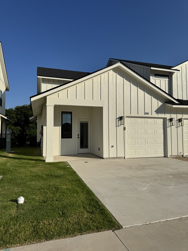 Foto del edificio - 5811 S 31st St