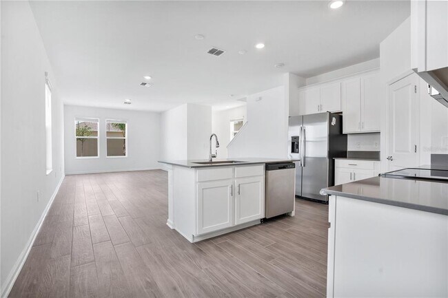 Building Photo - 16471 Parable Wy