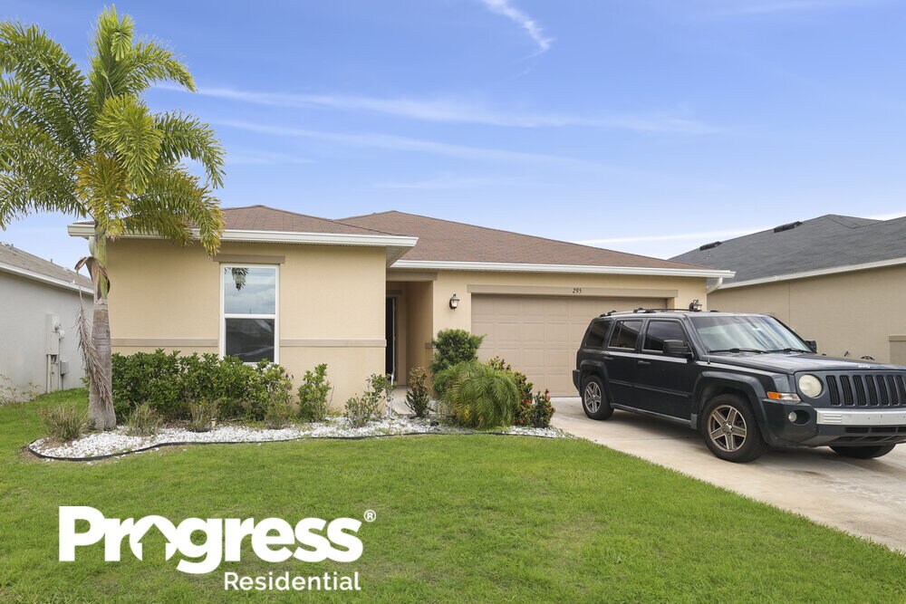 295 Lake Lucerne Way, Winter Haven, FL 33881 House Rental in Winter