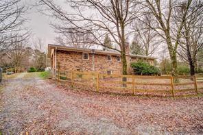 Building Photo - 4811 Cowan Rd