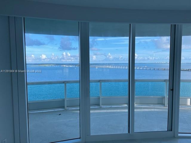 Building Photo - 1643 Brickell Ave